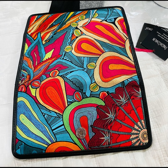 NWT PINEDA COVALIN LEATHER AND SILK WALLET - Picture 2 of 6